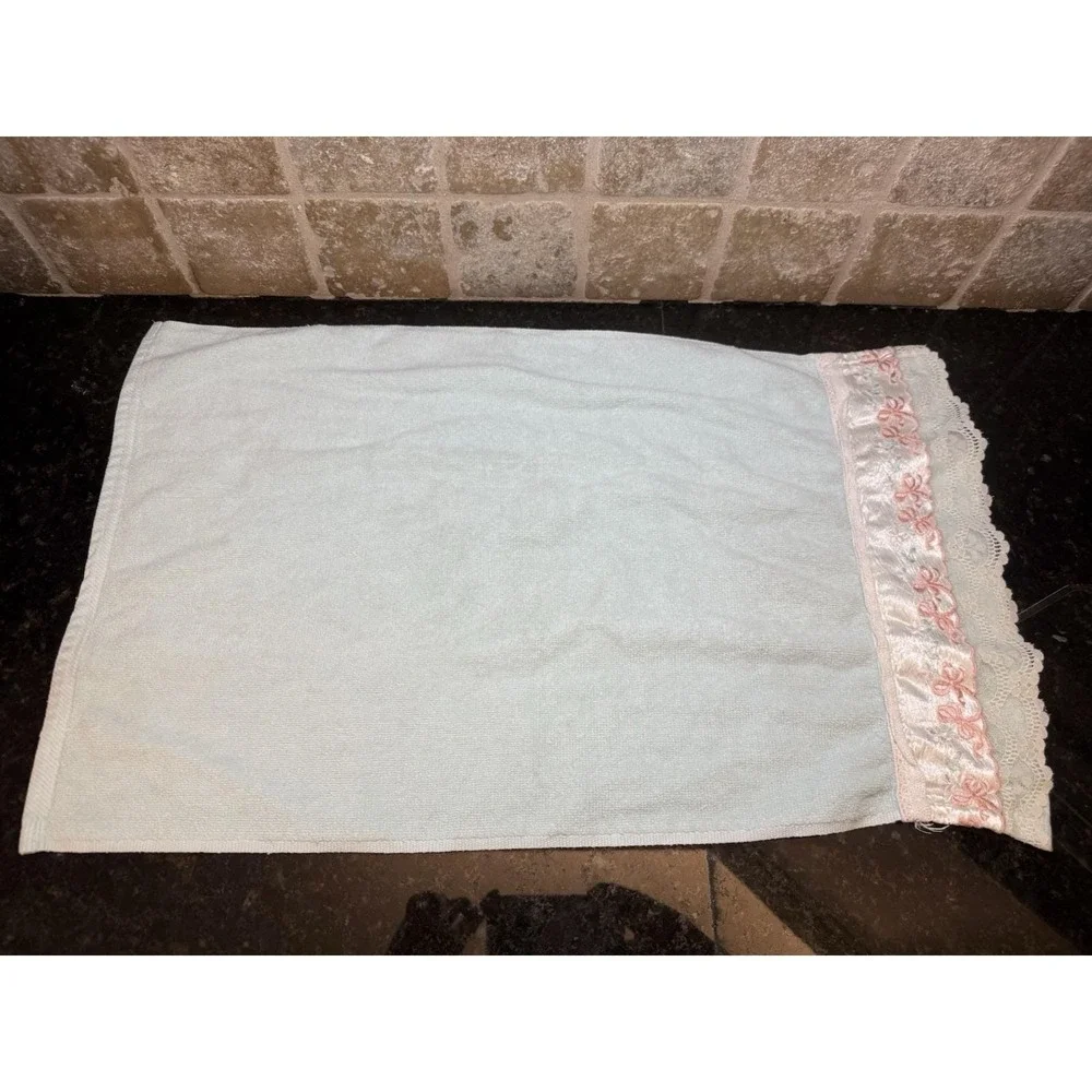Vintage Jillian‎ Rose Collection Blue Pink Satin Floral USA 2 Hand Towels